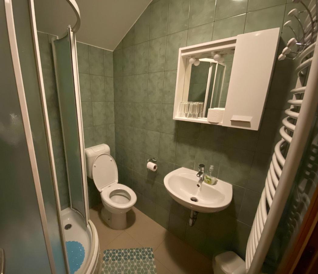 Guest House Lucija Buzin Экстерьер фото