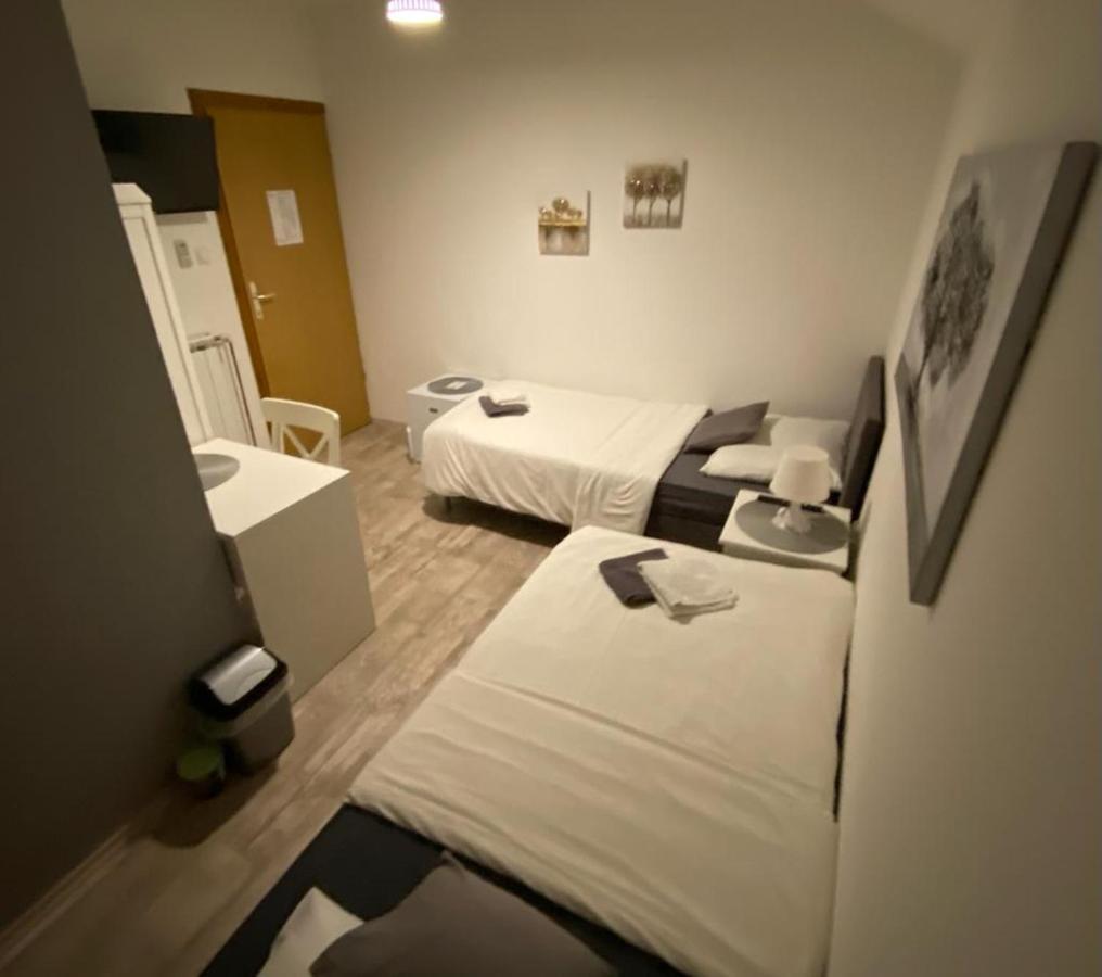 Guest House Lucija Buzin Экстерьер фото