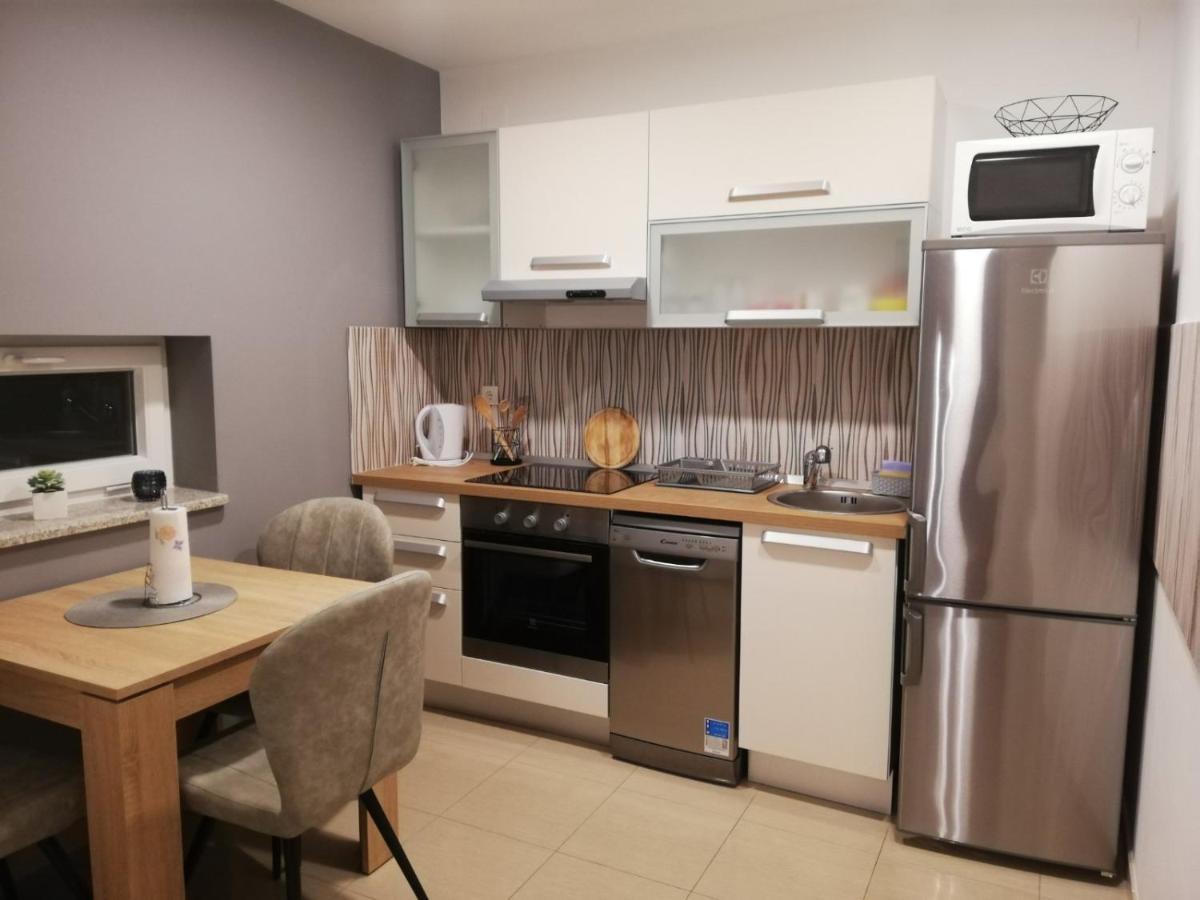 Guest House Lucija Buzin Экстерьер фото