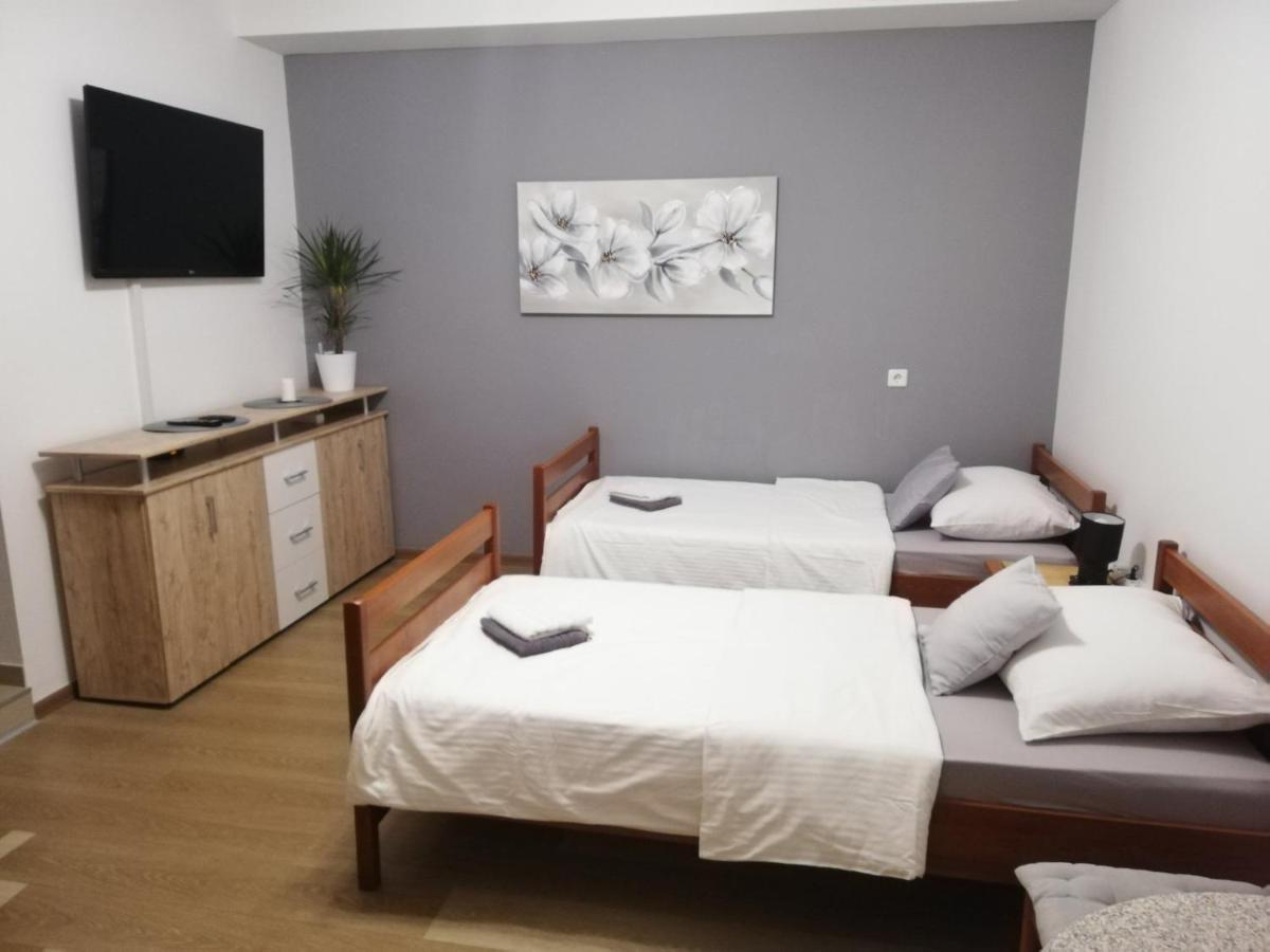 Guest House Lucija Buzin Экстерьер фото