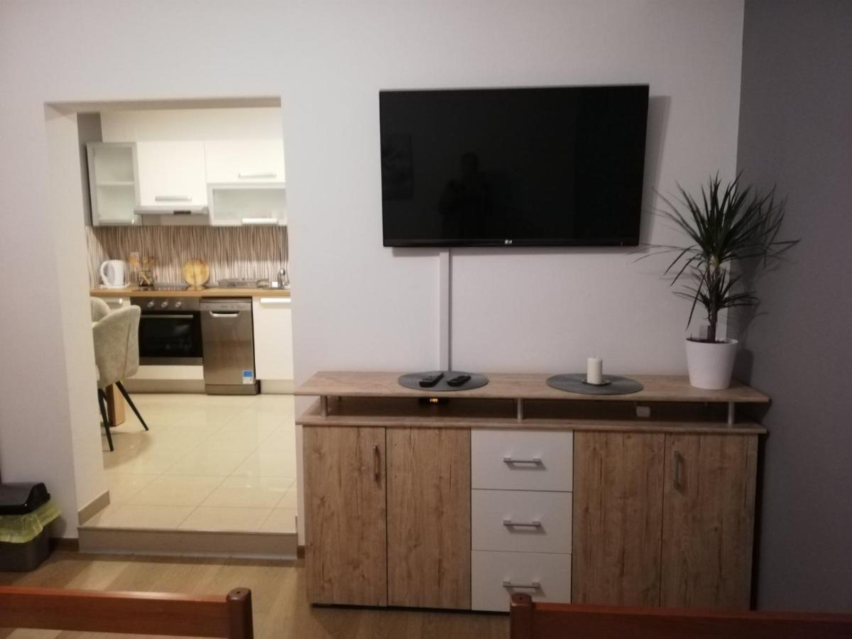 Guest House Lucija Buzin Экстерьер фото