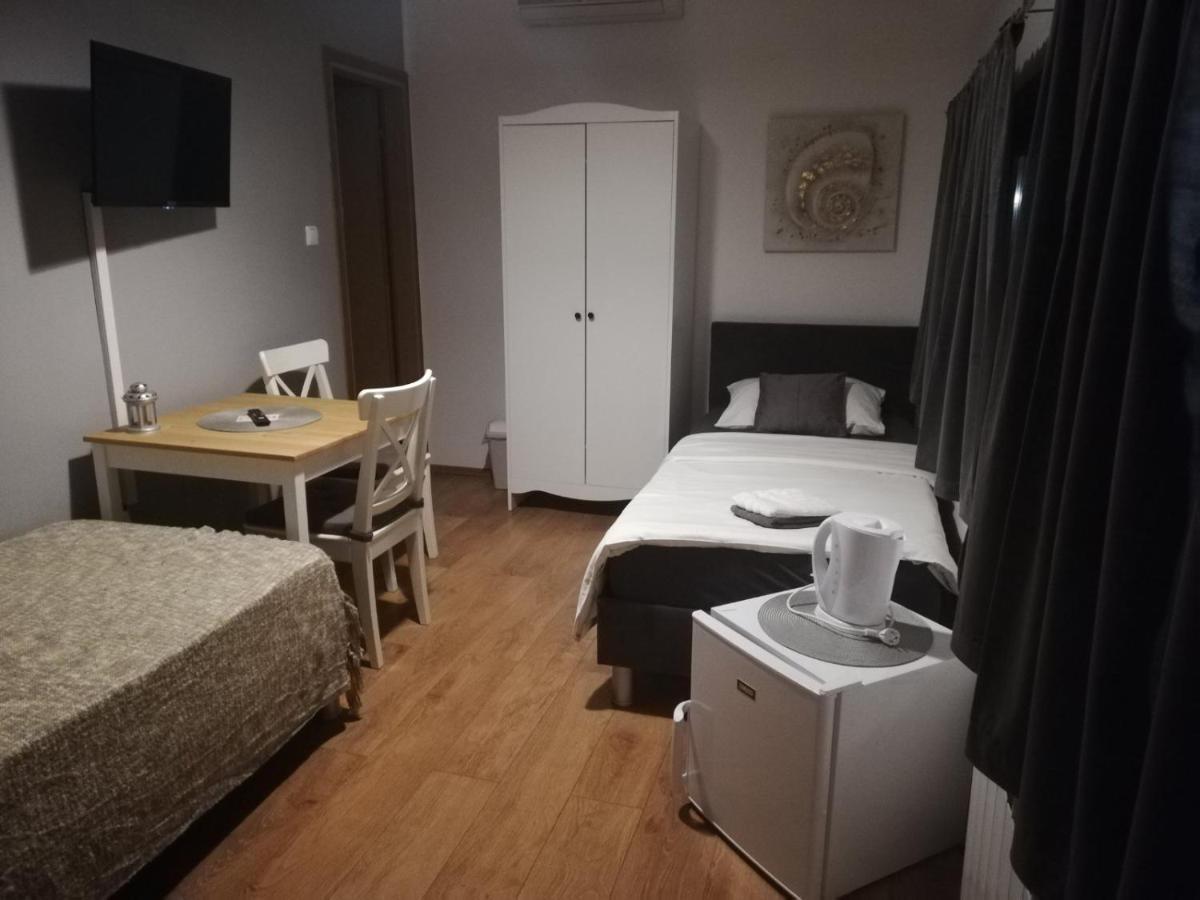 Guest House Lucija Buzin Экстерьер фото