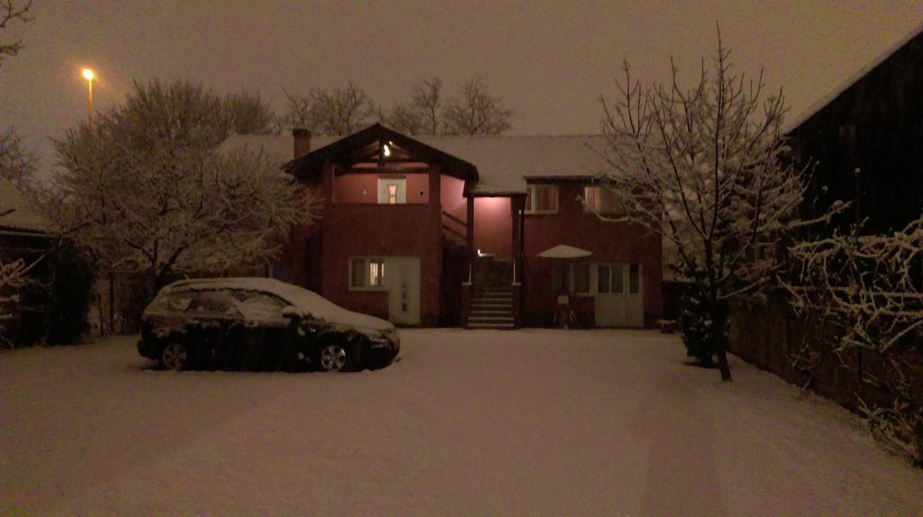 Guest House Lucija Buzin Экстерьер фото